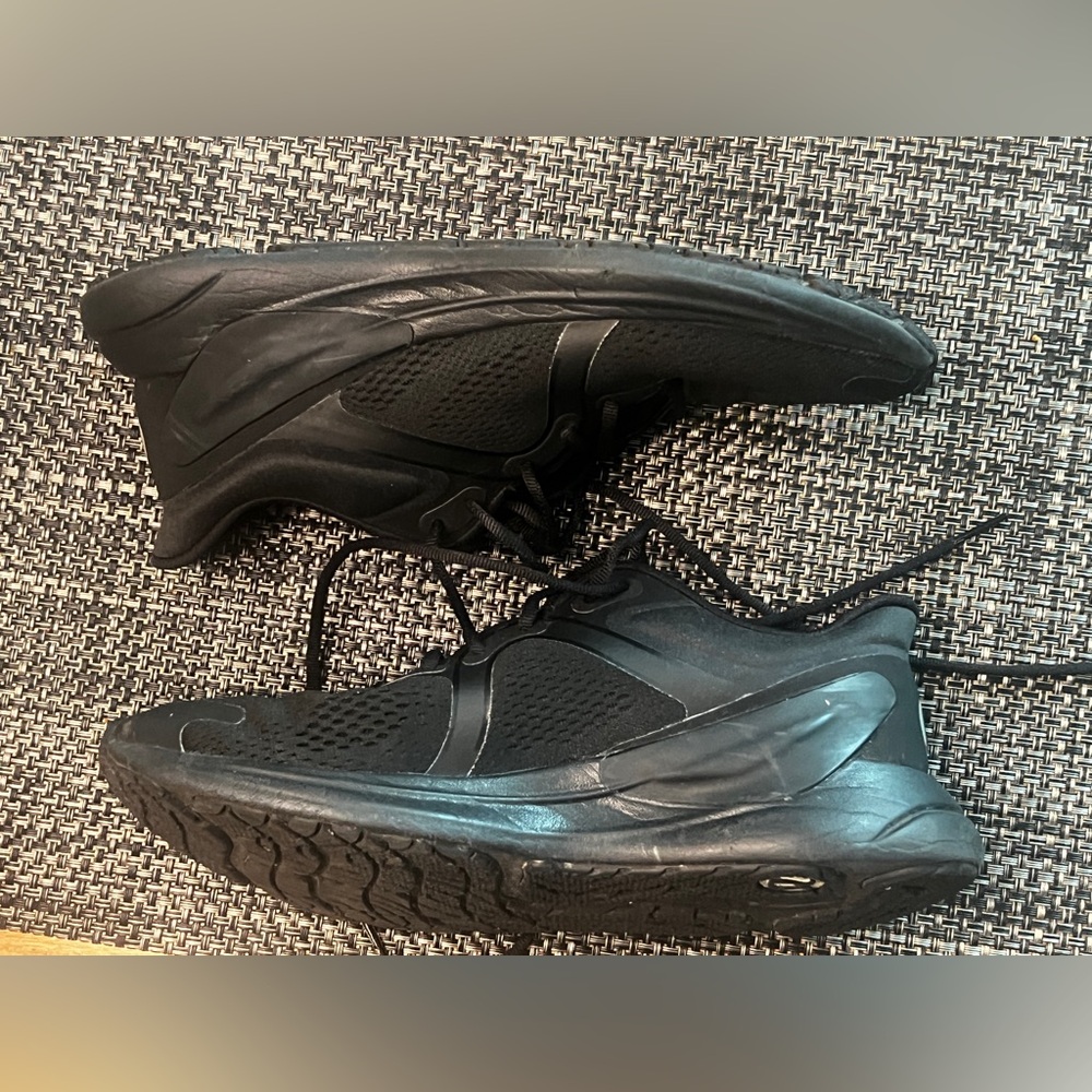Lululemon women’s BlissFeel 1 Run size 8 1/2